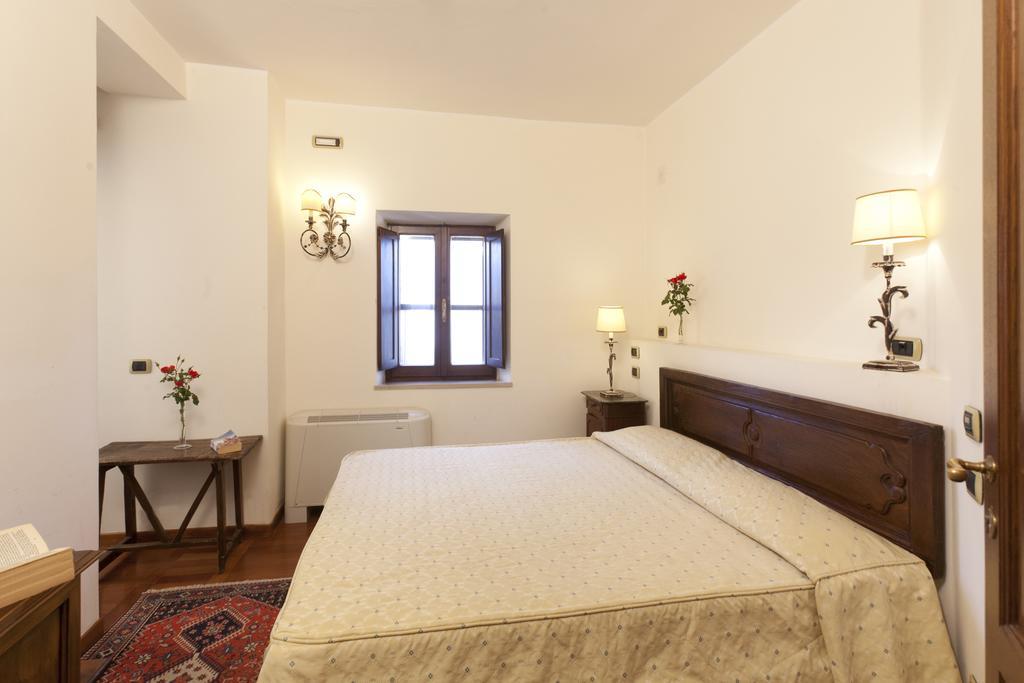 Hotel Scilla Sovana Exteriér fotografie