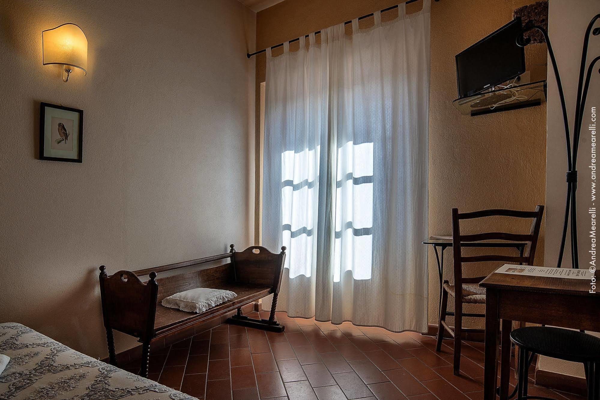 Hotel Scilla Sovana Exteriér fotografie