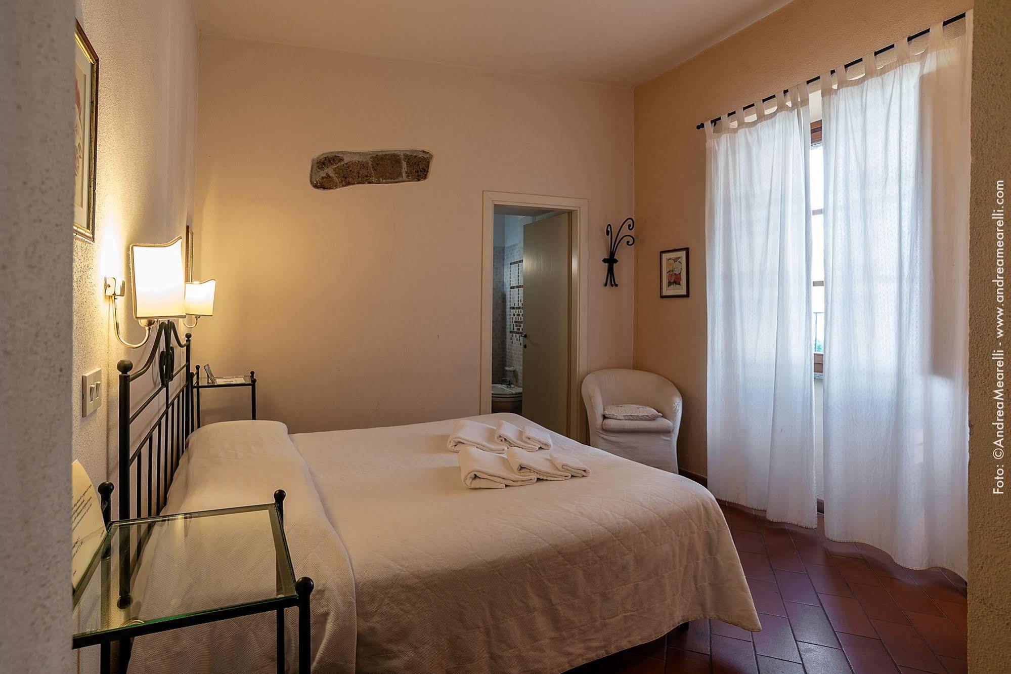Hotel Scilla Sovana Exteriér fotografie
